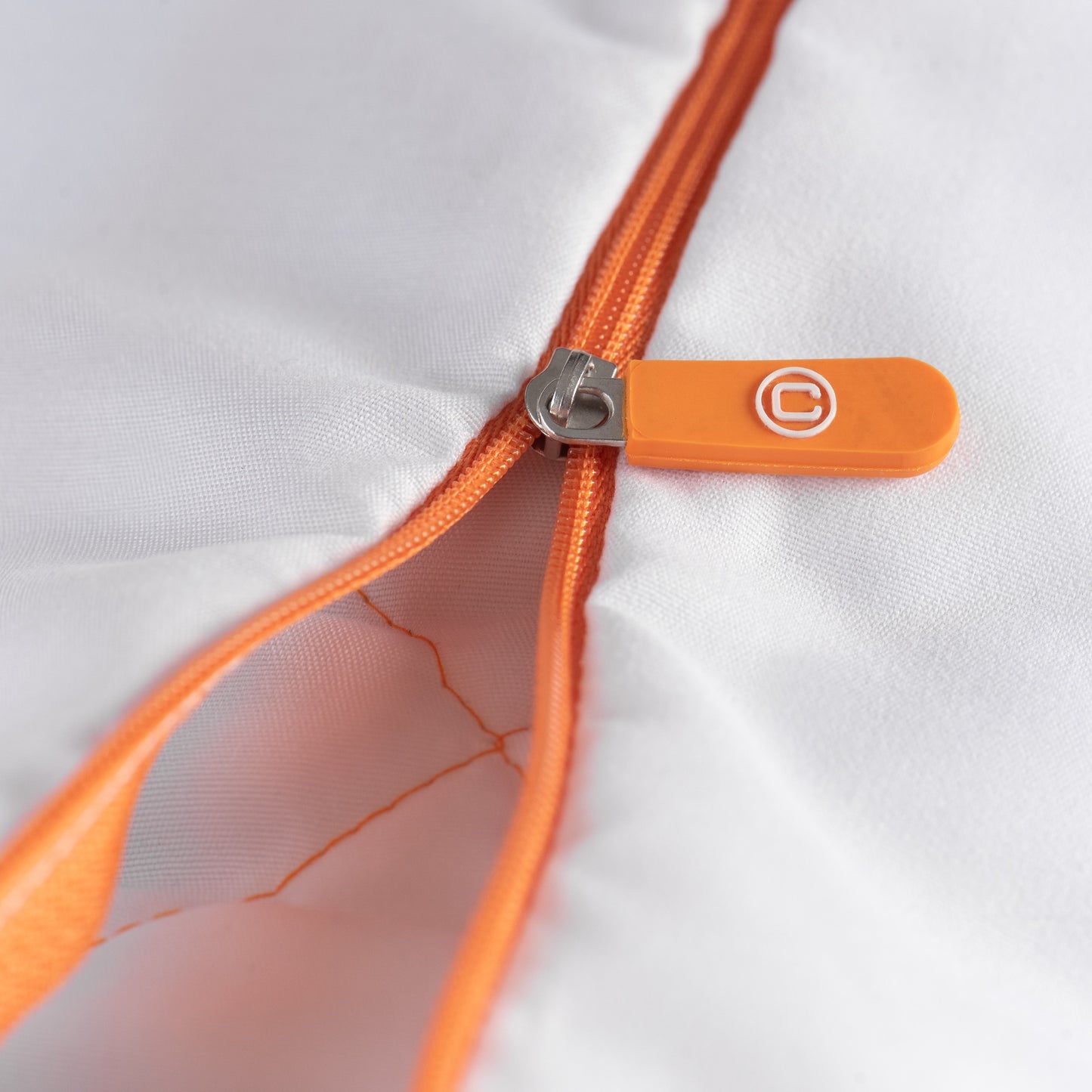 Das Ortho Sleep Kissen – Kühler Schläfer