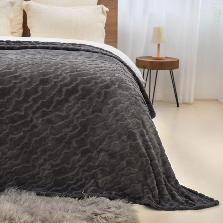 Cozy Bliss Milky Pluche Plaid