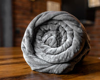 Coral-Fleece-Decke van der Valk – Grau