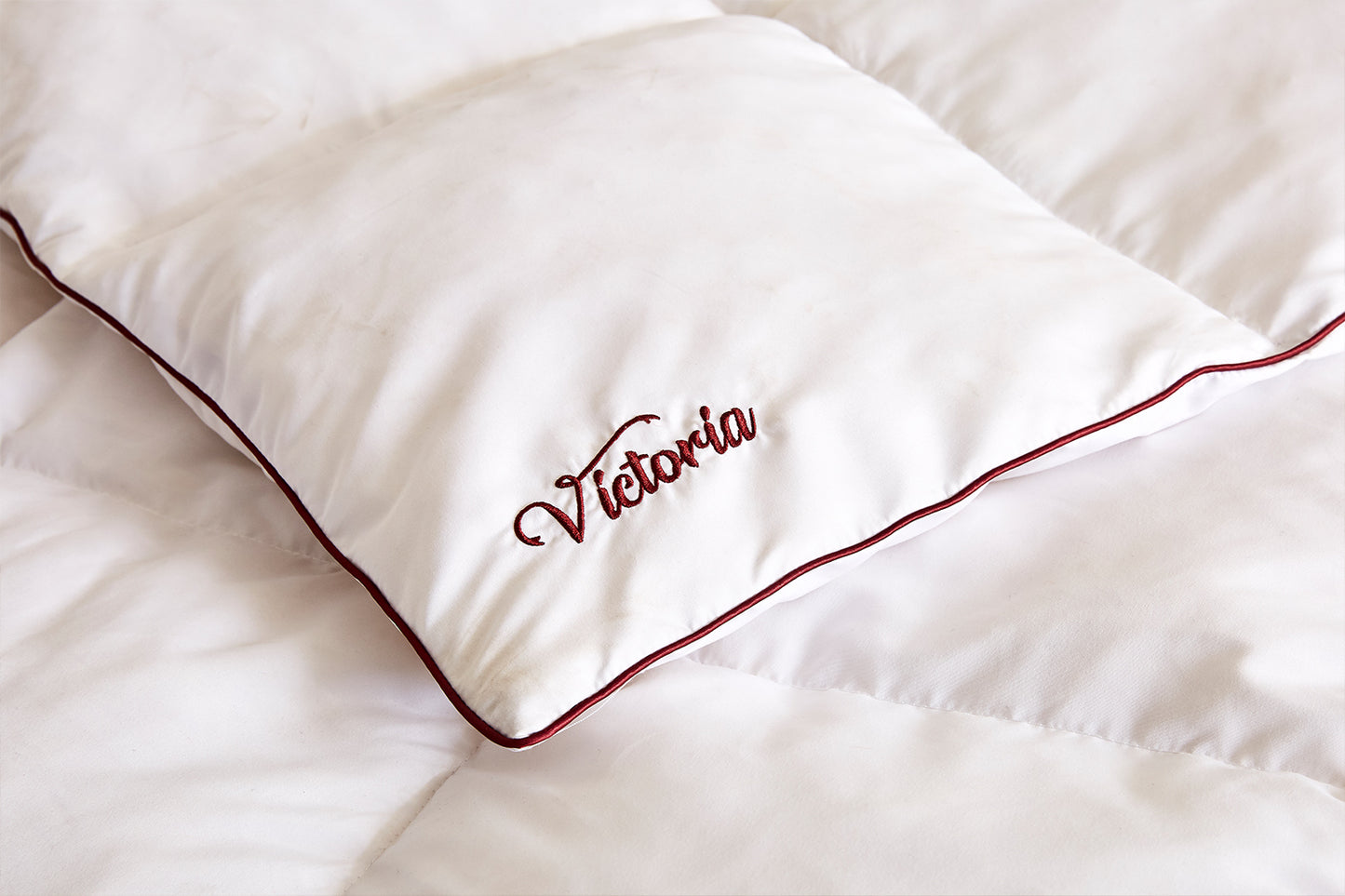 Victoria-Federbett